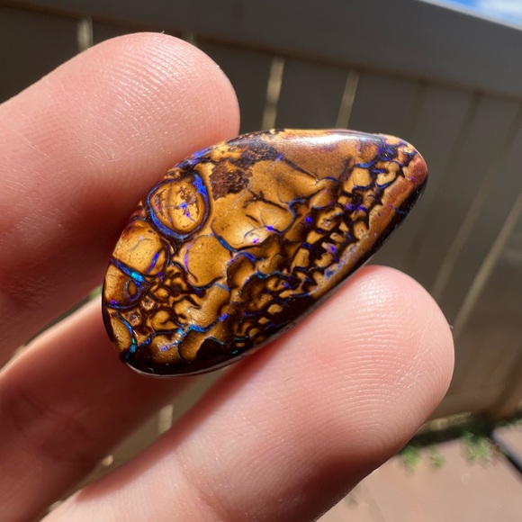 Huge 34.00ctw genuine boulder Opal loose!!! Extremely nice colors with gem jar - Picture 12 of 13